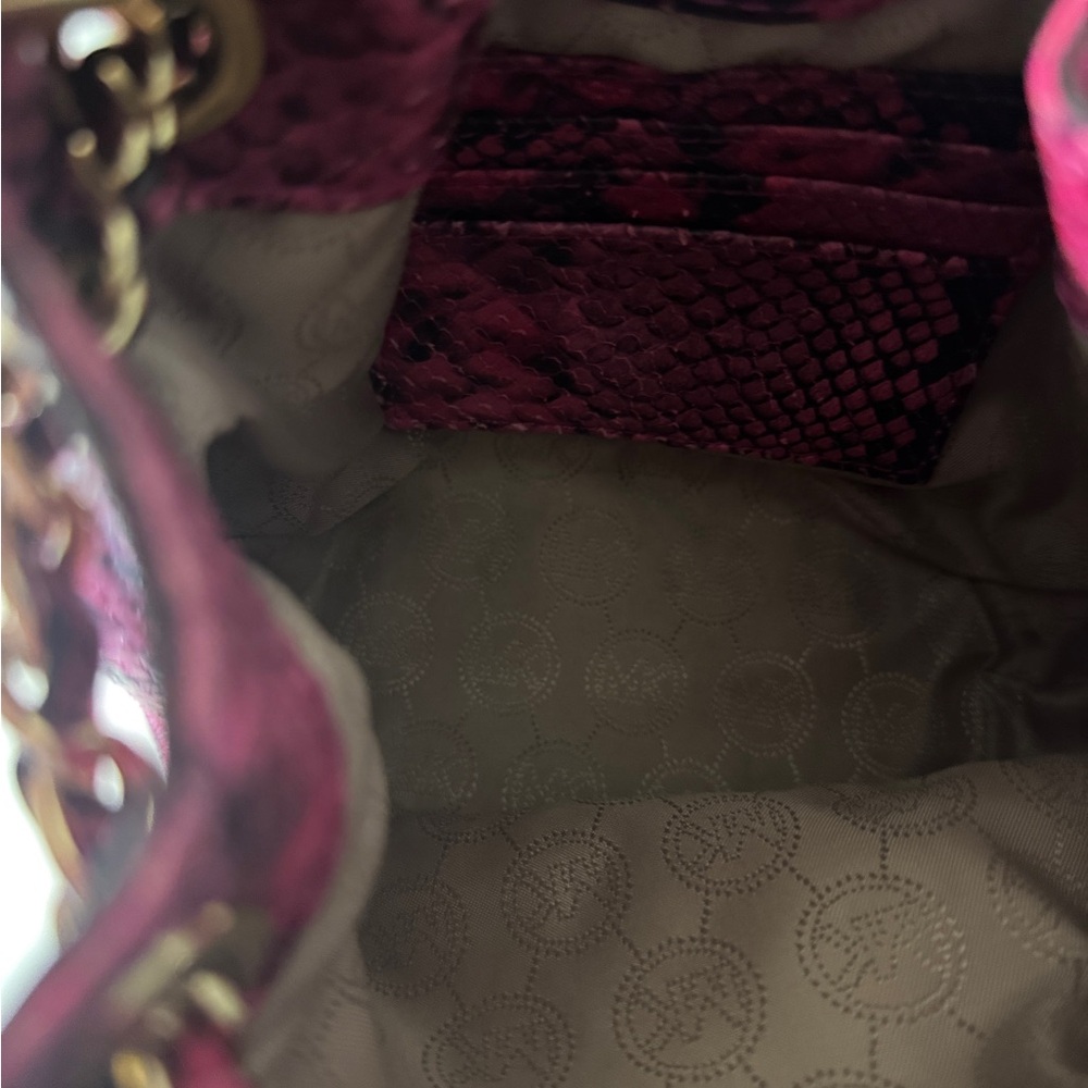 Michael Kors Pink Snake Print leather Crossbody Bag - Picture 9 of 10